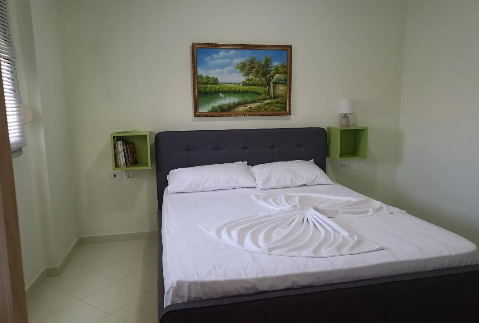 Bregu Green Apartments Влёра Албания