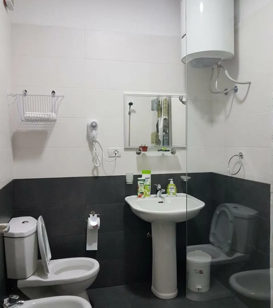 Bregu Green Apartments Влёра